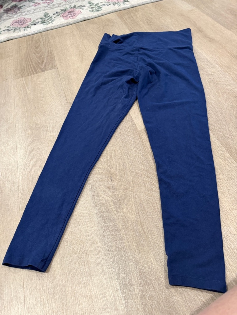 PINK Victoria's Secret Girls' Navy Leggings - Picture 3 of 3